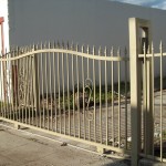 Simple Iron Gate with Scroll Pickets