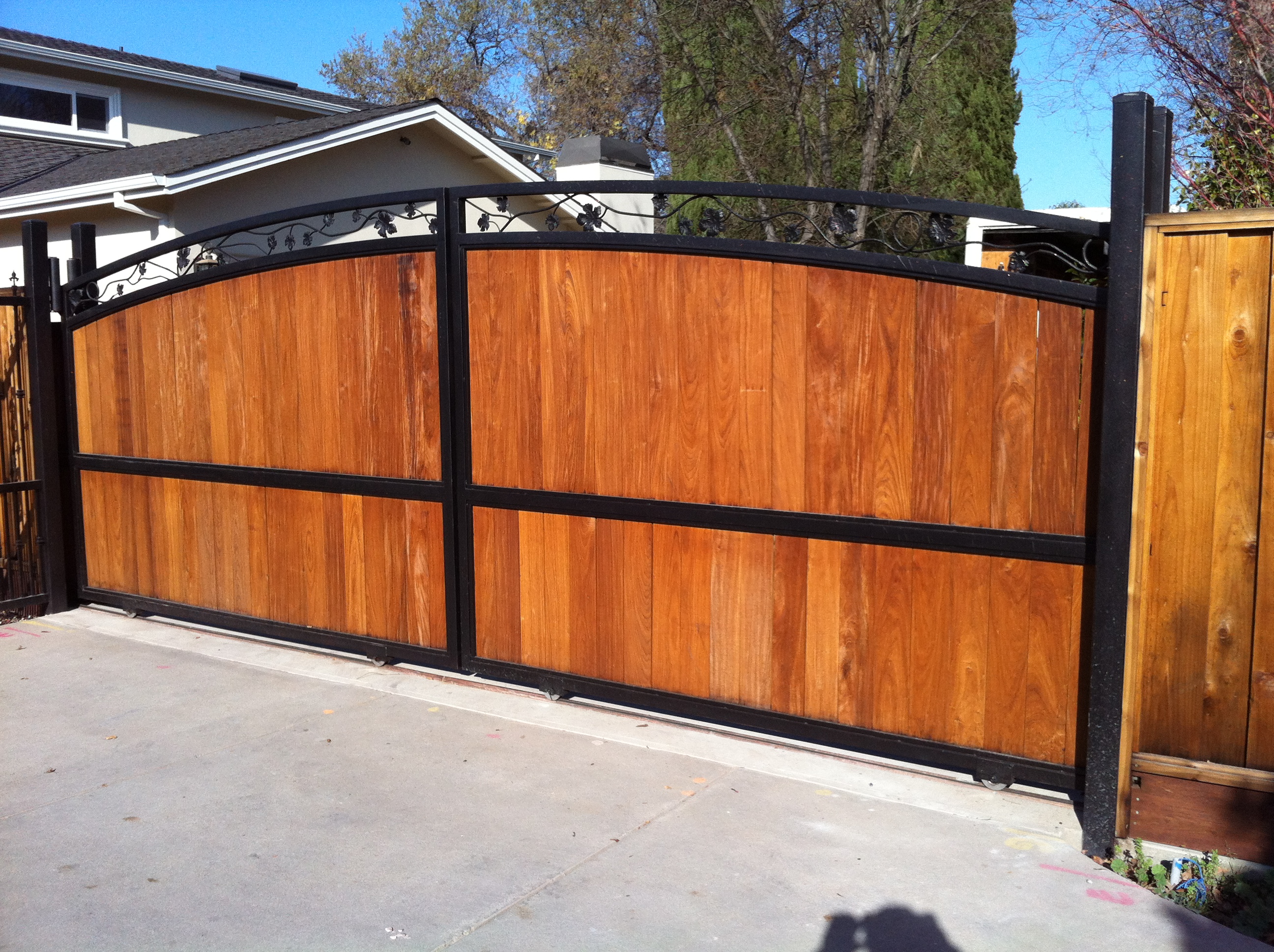 Gates » V & M Iron works inc. in the San Jose Bay Area